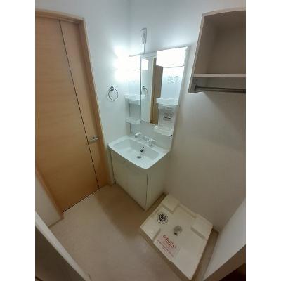 エアリー　カーサＢ 103【管理NO：1-021080402-01030】 ★家具家電は申し込み後に搬入します★の物件画像