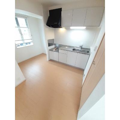 パトロネージュ 205【管理NO：1-018218901-02040】 ★家具家電は申し込み後に搬入します★の物件画像