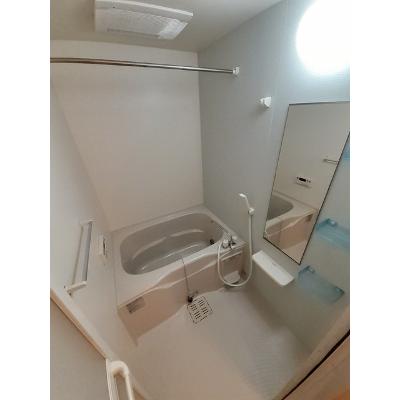 シームリー　Ａ 102【管理NO：1-015677901-01020】 ★家具家電は申し込み後に搬入します★の物件画像