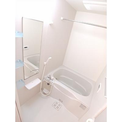 シュティル港町 102【管理NO：1-015466401-01020】 ★家具家電は申し込み後に搬入します★の物件画像