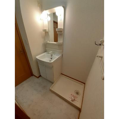 Ｃｏｃｋｉｅ 101【管理NO：1-014052201-01010】 ★家具家電は申し込み後に搬入しますの物件画像