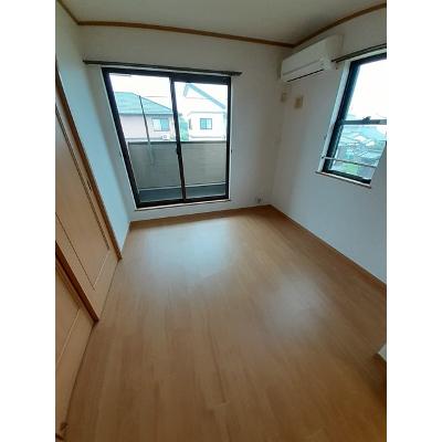 ロッソ・コルサＢ 201【管理NO：1-012839801-02010】 ★家具家電は申し込み後に搬入しますの物件画像