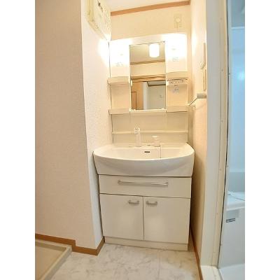 ソレイユ・アミュー北館 205【管理NO：1-012447902-02040】 ★家具家電は申し込み後に搬入しますの物件画像