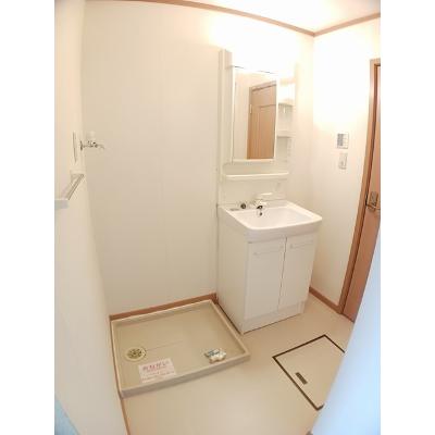ラフレシールⅠ 201【管理NO：1-011849201-02010】 ★家具家電は申し込み後に搬入します★の物件画像