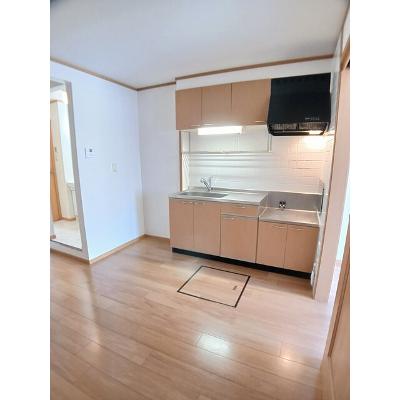 ラフレシールⅠ 102【管理NO：1-011849201-01020】 ★家具家電は申し込み後に搬入しますの物件画像