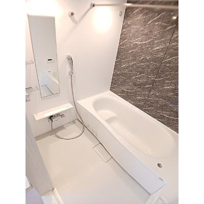 クリスタルコートＪ３ 102【管理NO：1-028438901-01020】 ★家具家電は申し込み後に搬入します★の物件画像