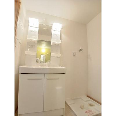 イオラニ２３　Ｃ 203【管理NO：1-019252801-02030】 ★家具家電は申し込み後に搬入しますの物件画像