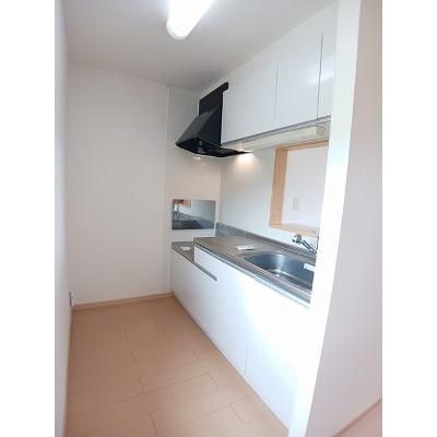 カーサ　ディ　ファーロ 202【管理NO：1-018107301-02020】 ★家具家電は申し込み後に搬入します★の物件画像