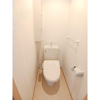 カルトナージュ 101【管理NO：1-016967401-01010】 ★家具家電は申し込み後に搬入します★の物件画像