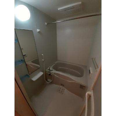 オーヴ 202【管理NO：1-016618801-02020】 ★家具家電は申し込み後に搬入します★の物件画像