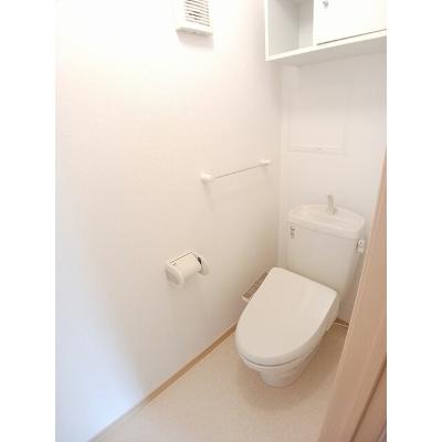 ビバーチェ　ジェイ　ドウエ 201【管理NO：1-015664202-02010】 ★家具家電は申し込み後に搬入します★の物件画像