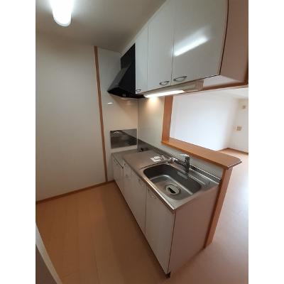 バリオン 102【管理NO：1-015109401-01020】 ★家具家電は申し込み後に搬入します★の物件画像
