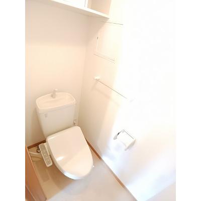 アヴァン・フォンテーヌＣ 201【管理NO：1-013856101-02010】 ★家具家電は申し込み後に搬入します★の物件画像