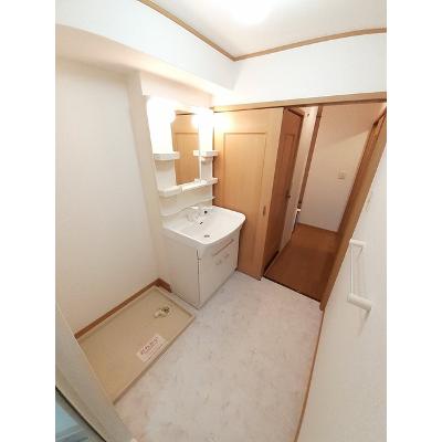 シャイン・アベ 201【管理NO：1-013291601-02010】 ★家具家電は申し込み後に搬入します★の物件画像