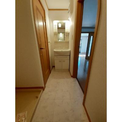 ベルシェーネ　Ｂ 101【管理NO：1-013023802-01010】 ★家具家電は申し込み後に搬入しますの物件画像