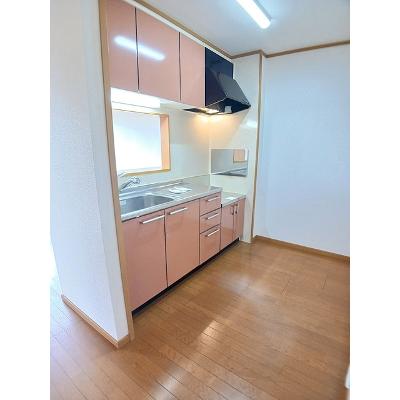 グランヴィア 202【管理NO：1-012827501-02020】 ★家具家電は申し込み後に搬入します★の物件画像