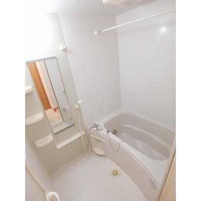 グランヴィア 201【管理NO：1-012827501-02010】 ★家具家電は申し込み後に搬入します★の物件画像
