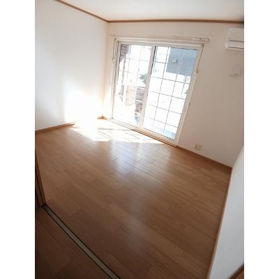 パシエンテＢ 103【管理NO：1-012799402-01030】 ★家具家電は申し込み後に搬入します★の物件画像