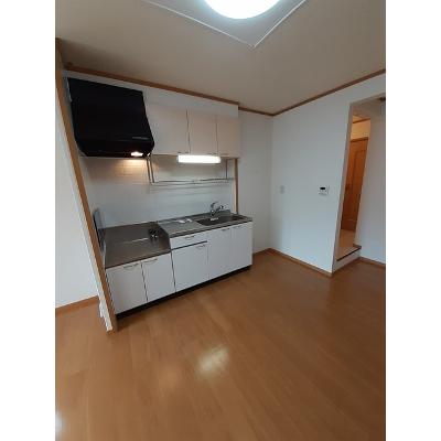 サンシャイン　セレノ 201【管理NO：1-012067301-02010】 ★家具家電は申し込み後に搬入しますの物件画像