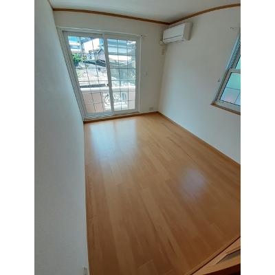 サンシャイン　セレノ 101【管理NO：1-012067301-01010】 ★家具家電は申し込み後に搬入しますの物件画像