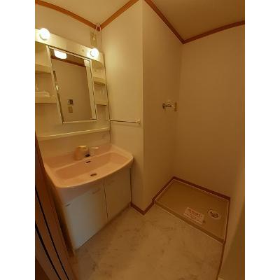 ジュネス本郷 201【管理NO：1-011858601-02010】 ★家具家電は申し込み後に搬入します★の物件画像