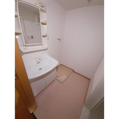 ビサイド・スリー 201【管理NO：1-011565101-02010】 ★家具家電は申し込み後に搬入しますの物件画像
