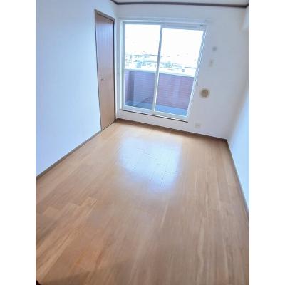 ビッグ・イースト上泉 207【管理NO：1-011421601-02060】 ★家具家電は申し込み後に搬入します★の物件画像