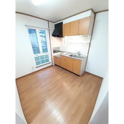 アブニ－ル　Ｓａｄａｏｋａ 203【管理NO：1-010558701-02030】 ★家具家電は申し込み後に搬入しますの物件画像