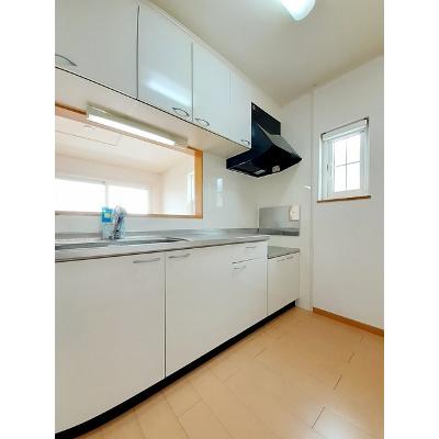 グランデＫⅡ　Ｂ 201【管理NO：1-014893002-02010】 ★家具家電は申し込み後に搬入しますの物件画像