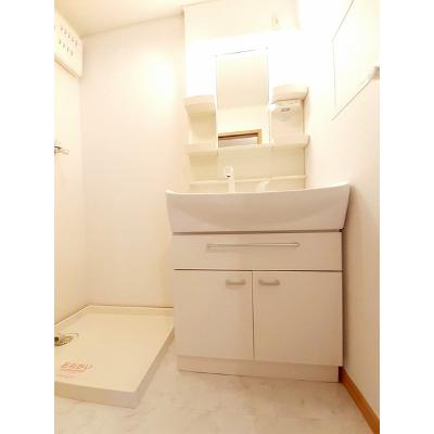 グランデＫⅡ　Ｂ 201【管理NO：1-014893002-02010】 ★家具家電は申し込み後に搬入しますの物件画像