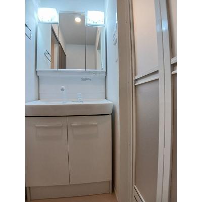 ＤＫ　ＳＥＬＥＣＴ　ラフィネⅢ 203【管理NO：1-028411601-02030】 ★家具家電は申し込み後に搬入します★の物件画像