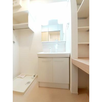 ポルトボヌール４８　Ⅰ 102【管理NO：1-024685201-01020】 ★家具家電は申し込み後に搬入しますの物件画像