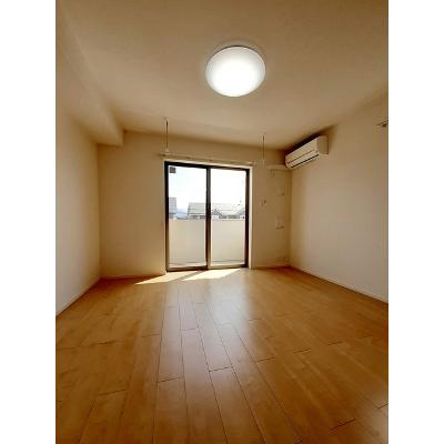 レット・イット・ビィ１ 203【管理NO：1-024053301-02030】 ★家具家電は申し込み後に搬入します★の物件画像