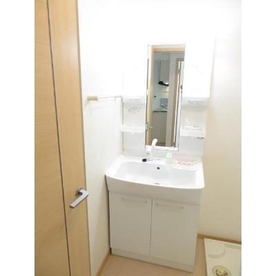 カーサ・セレナ　Ⅰ 105【管理NO：1-016365401-01040】 ★家具家電は申し込み後に搬入します★の物件画像