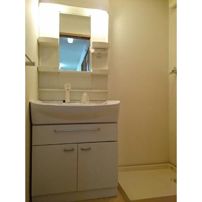 ハピネス　Ｂ 102【管理NO：1-014710102-01020】 ★家具家電は申し込み後に搬入しますの物件画像