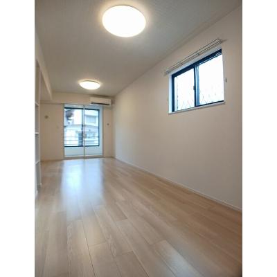 ウェルリッチ柿原　Ⅱ 101【管理NO：1-027930002-01010】 ★家具家電は申し込み後に搬入しますの物件画像