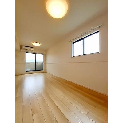 葉月 201【管理NO：1-027611201-02010】 ★家具家電は申し込み後に搬入しますの物件画像