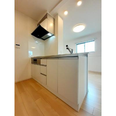葉月 201【管理NO：1-027611201-02010】 ★家具家電は申し込み後に搬入しますの物件画像