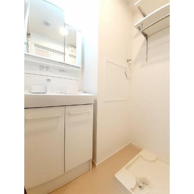 ルーベル中村 102【管理NO：1-025936301-01020】 ★家具家電は申し込み後に搬入しますの物件画像