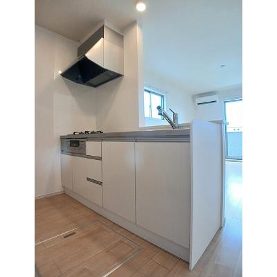 ブルー　バード 106【管理NO：1-025312401-01050】 ★家具家電は申し込み後に搬入しますの物件画像