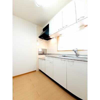 サンフレイム斎院 201【管理NO：1-015262301-02010】 ★家具家電は申し込み後に搬入します★の物件画像