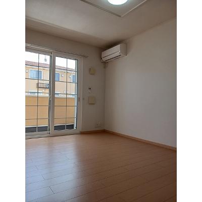 ラ・フィレッジ・Ｎ 102【管理NO：1-015146601-01020】 ★家具家電は申し込み後に搬入しますの物件画像