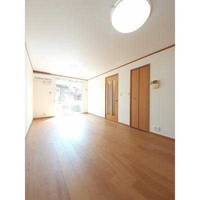 メゾン・ラ・ジェルメ 103【管理NO：1-012378701-01030】 ★家具家電は申し込み後に搬入します★の物件画像