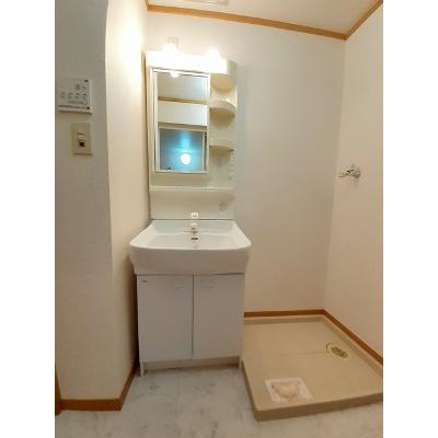 コーストアヴェニューＢ 101【管理NO：1-012106902-01010】 ★家具家電は申し込み後に搬入しますの物件画像