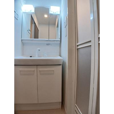 ア・ピアチェーレ　Ｆ 202【管理NO：1-028483901-02020】 ★家具家電は申し込み後に搬入します★の物件画像