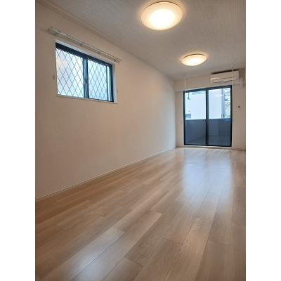 エストレージャⅡ 103【管理NO：1-028360902-01030】 ★家具家電は申し込み後に搬入します★の物件画像