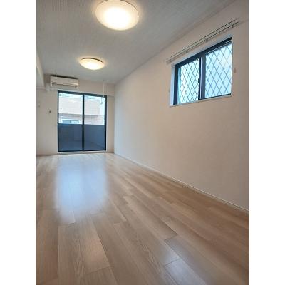 エストレージャⅡ 101【管理NO：1-028360902-01010】 ★家具家電は申し込み後に搬入します★の物件画像