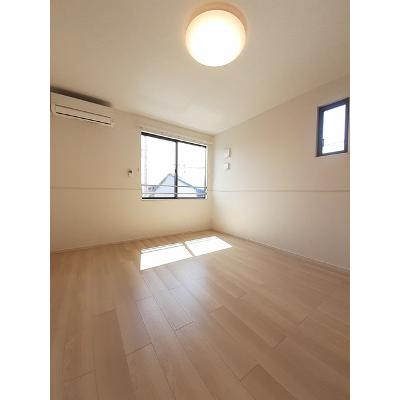 ボネール　Ｍ 201【管理NO：1-027314001-02010】 ★家具家電は申し込み後に搬入します★の物件画像