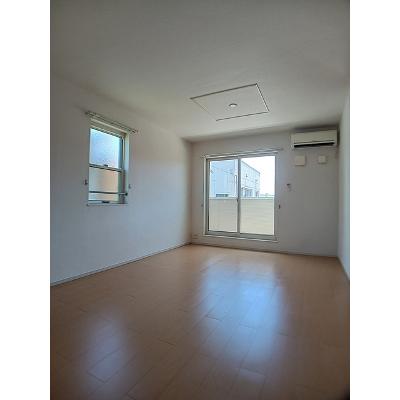 ル　シエル　Ⅲ 202【管理NO：1-017598303-02020】 ★家具家電は申し込み後に搬入します★の物件画像