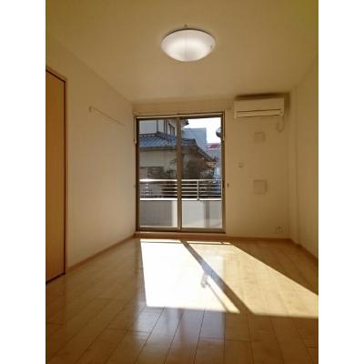 アプレザンレーヴ 102【管理NO：1-017092501-01020】 ★家具家電は申し込み後に搬入しますの物件画像